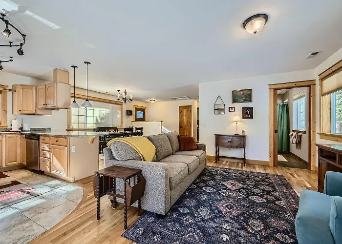 Moon Creek Cabin Cabin
