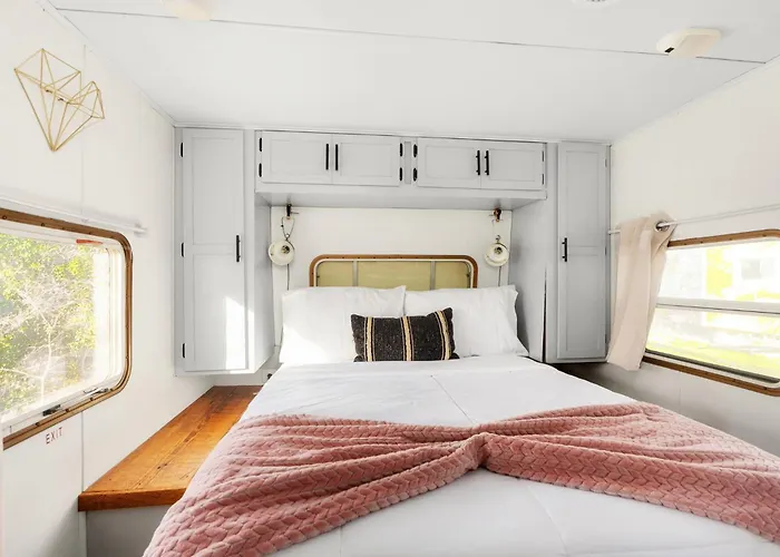 Cozy Rv On An Eco Farm Great Location