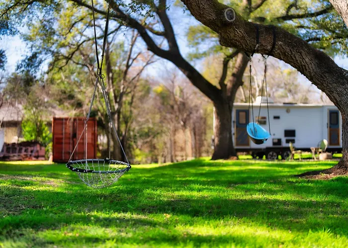Modern 1Br Home On An Eco Farm Great Location