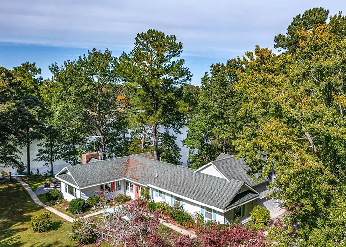 Waterfront Reedville Retreat W/ Hot Tub + Dock