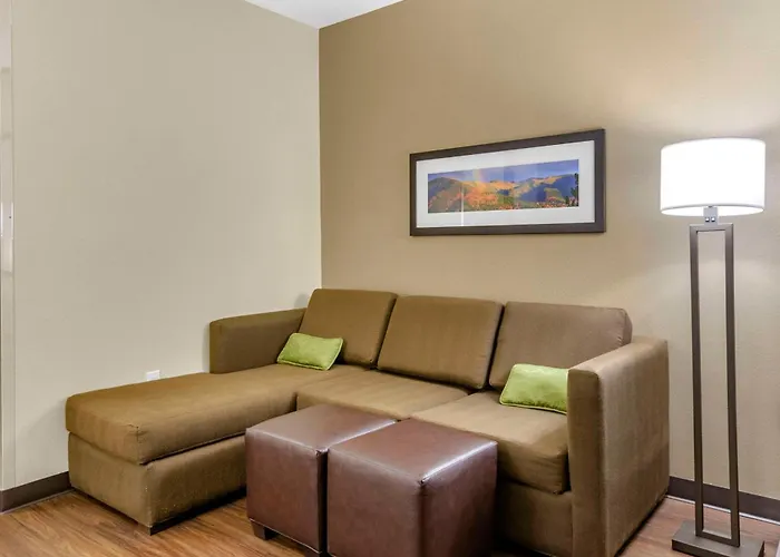 Comfort Suites Helena Airport
