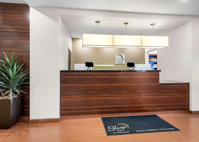 Sleep Inn & Suites West-Near Medical Center