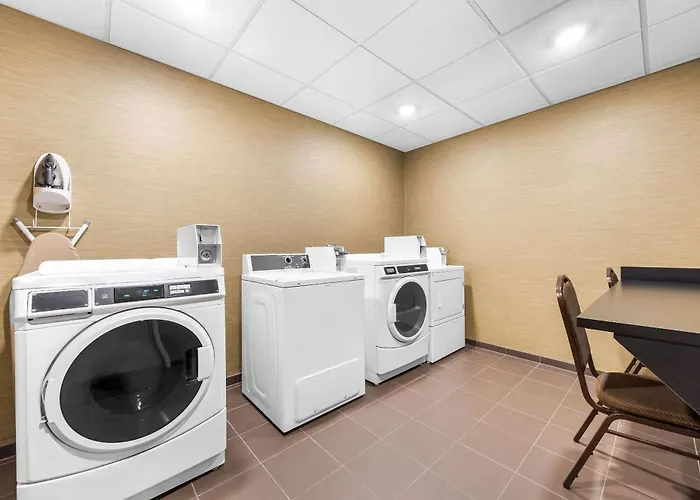 Sleep Inn & Suites West-Near Medical Center