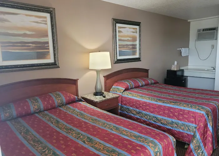 Queens Lodge Motel