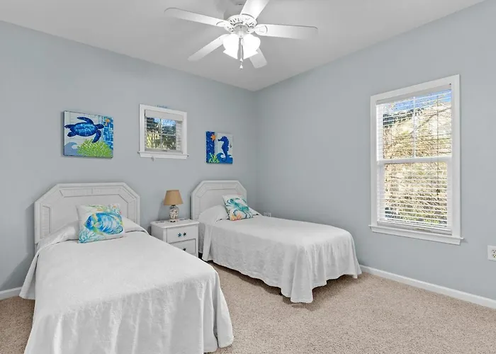 Luxury Condo 3Bdr 2Bth 4 Bed With Beach Pool Golf Boat Ramp Pickle Ball