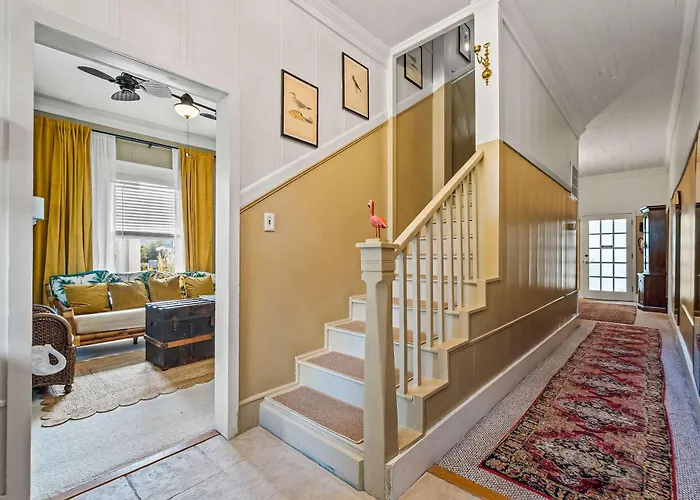 Old Carrabelle Hotel Magnolia Suite