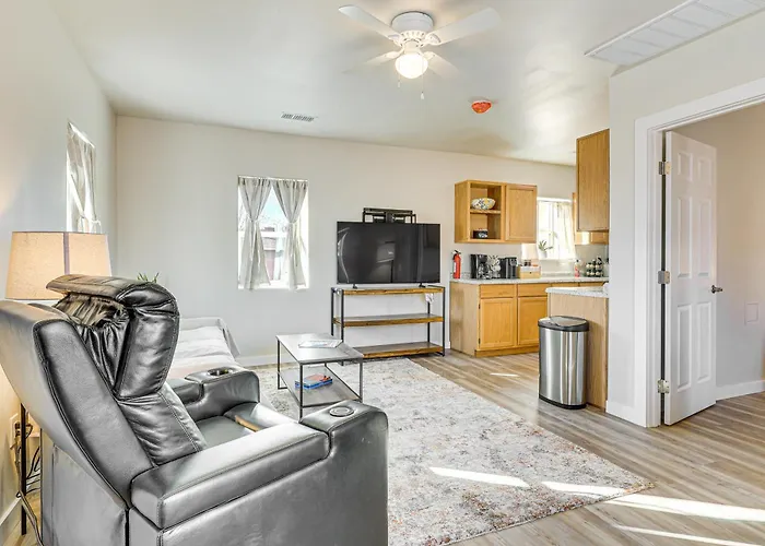 3 Mi To Elephant Butte Lake: Cozy Retreat!