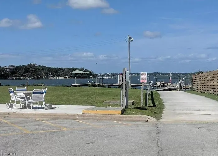Bogue Shores 266