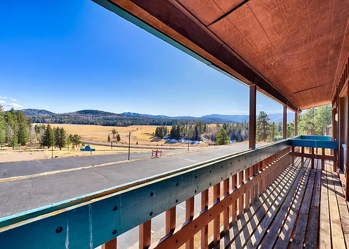 Sunrise Park Lodge