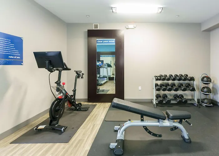Hampton Inn Garden City