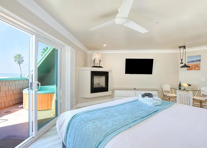 Seaventure Beach Hotel