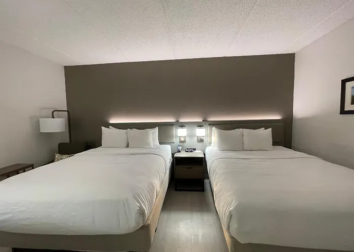 Comfort Inn & Suites Syracuse-Carrier Circle