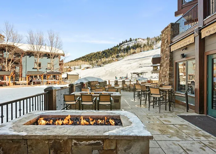 The Ritz-Carlton, 2 Bedroom Residence 8404 W/ Courtyard View, Ski-In/Ski-Out Resort In Aspen Highlands