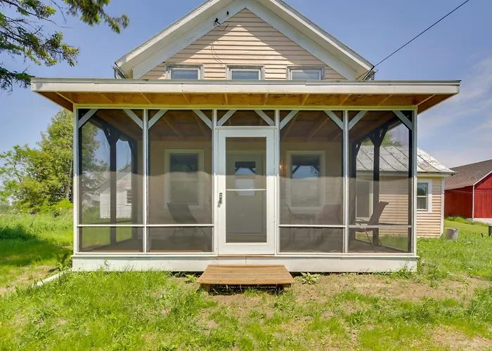 Quiet Baileys Harbor Country Home: 1 Mi To Lake!