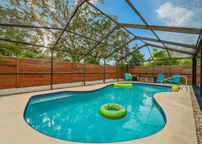 Tropical Oasis Fl Largo