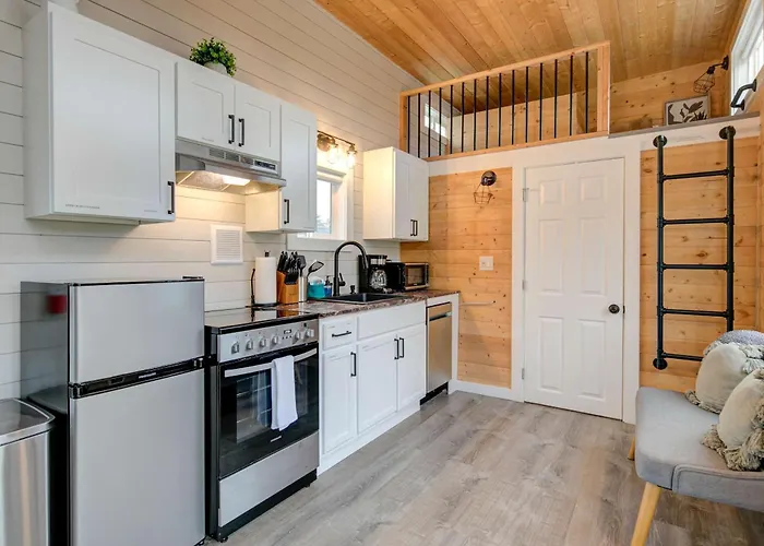 Cozy Loft Tiny House By Ocean Spray Beach