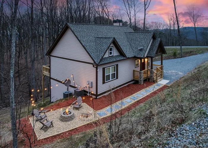 Vineyard Mountaintop Cottage