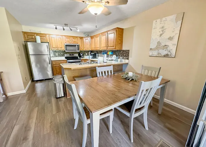 On Island Time At Kelleys Island Condo!