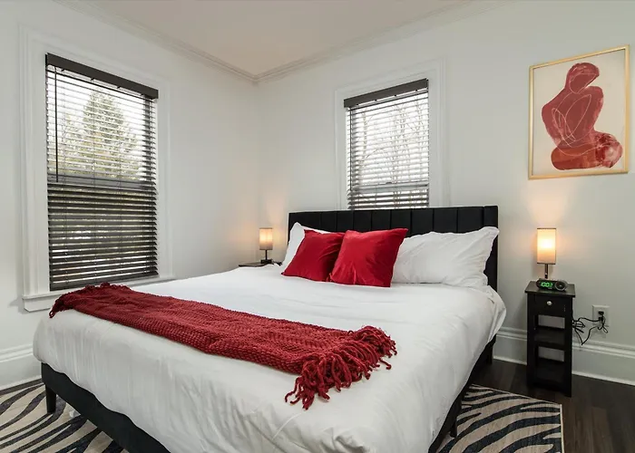 Fully-Stocked Kitchen, Ac, Wifi, Wd, Near Baseball And Downtown