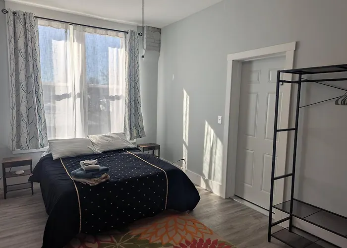 Private Apartments And Sleeping Rooms Near Marathon, Hershey