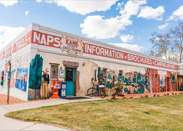 Kanab Barn Loft House On 40 Acres Pet Friendly