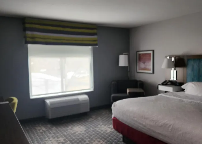 Hampton Inn & Suites Pittsburgh New Stanton Pa