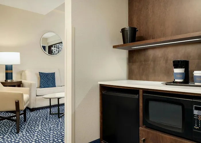 Fairfield By Marriott Inn & Suites New Orleans Downtown French Quarter Area