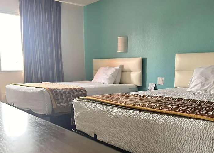 Howard Johnson By Wyndham Clarksville Tennessee