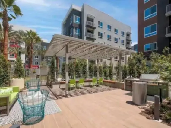 Spacious 2 Bedroom Apartment Near Disneyland And Anaheim Convention Center