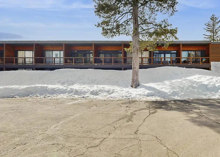 Snowpeak Serenity
