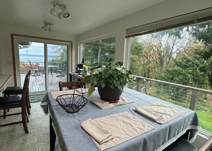 Upper Level With A View
