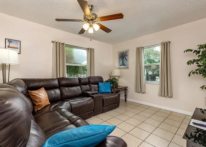 Suites Of Tarpon Springs!
