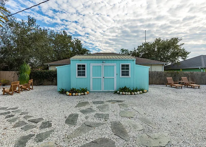 Luxurious 2 Bedroom Near Innisbrook Golf Resort!
