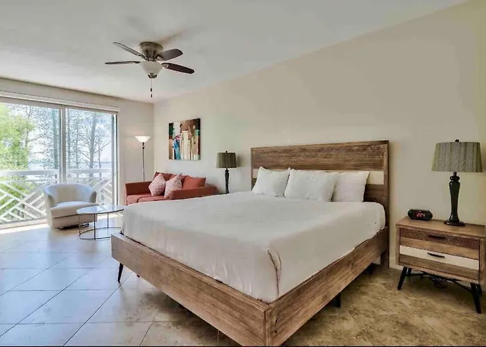 3 Bedroom Sandestin Condo In Baytowne Wharf!