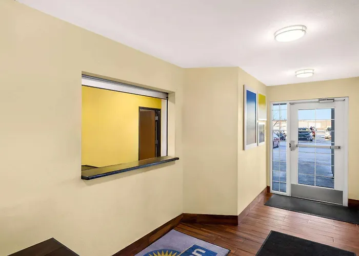 Birch Hill Suites Rochester - Med City