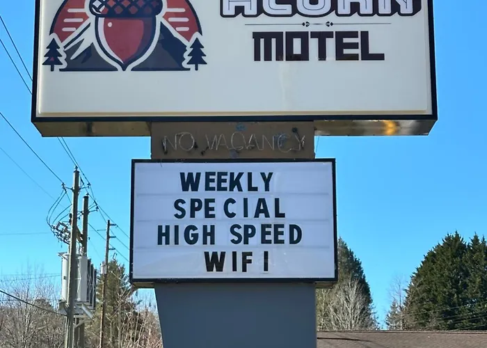 Acorn Motel