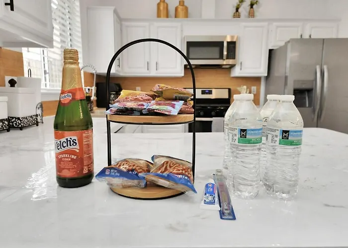 Spacious 3Br Retreat Near Katy'S Top Attractions
