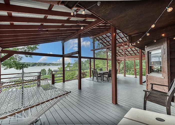 Lake Hickory Trio 2Br Green Unit