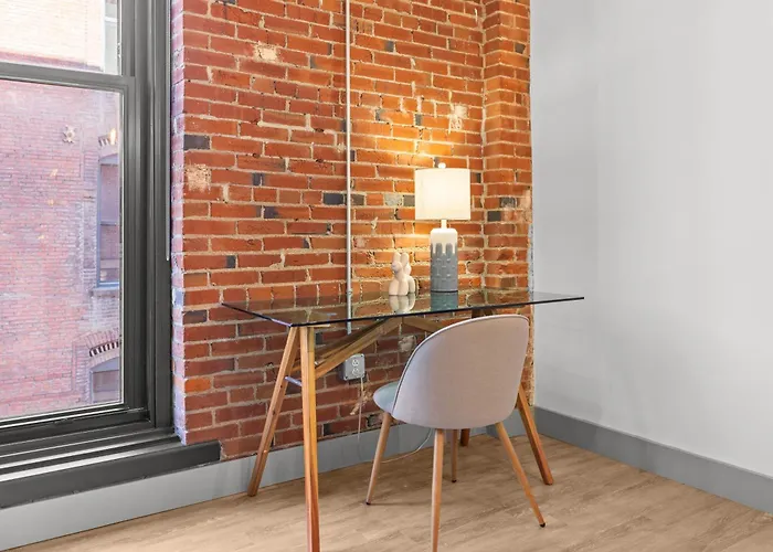 Brick & Bed Riverfront Lofts, G 306