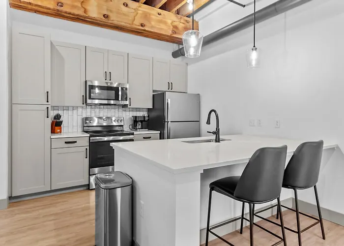 Brick & Bed Riverfront Lofts, G 305