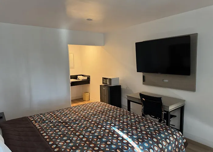 Sun Leisure Motel