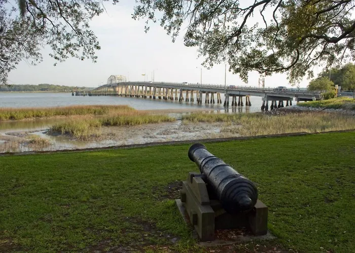 Port Royal 1721 Battery Park Drive