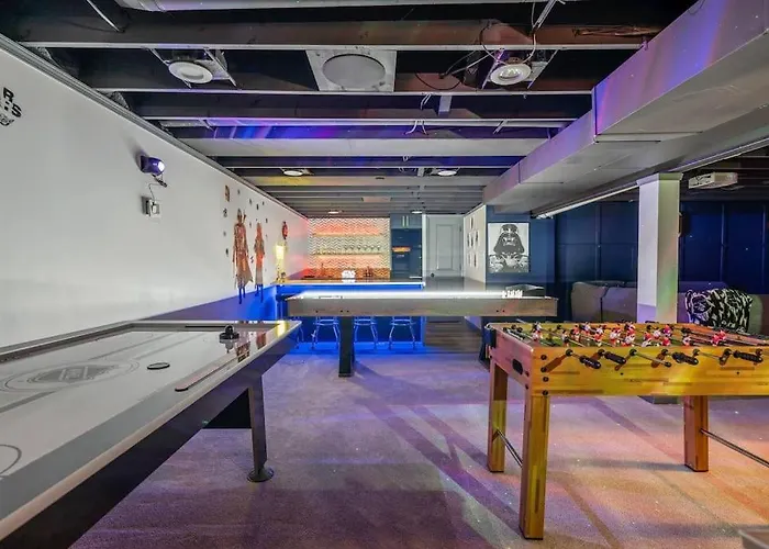 Zestlife-Luxuryescape-Themedrooms-Pool-Gameroom