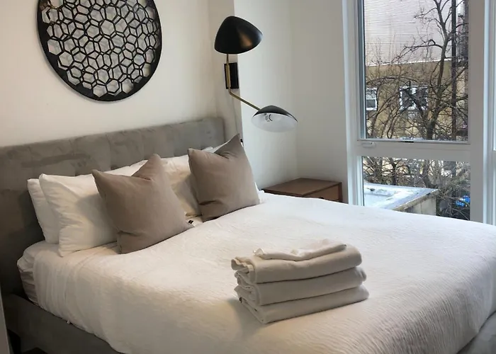 Modern 3Br Lofts With Outdoor Space Near Nyc