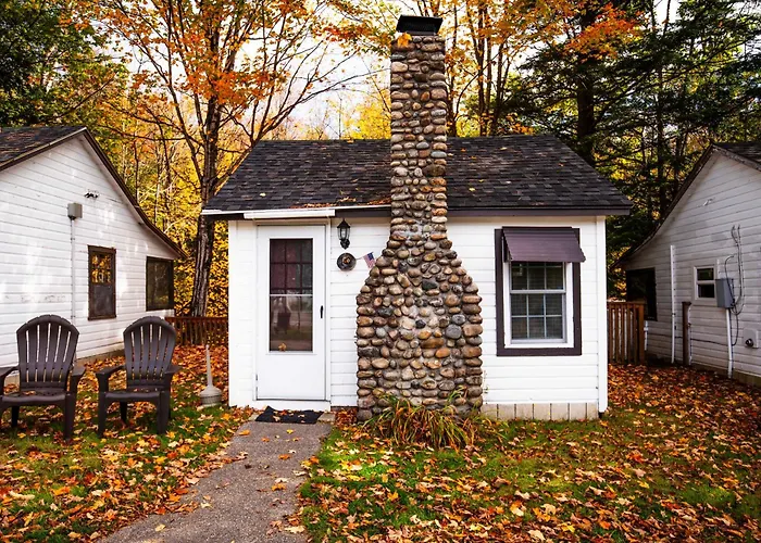 Pemi Cabins