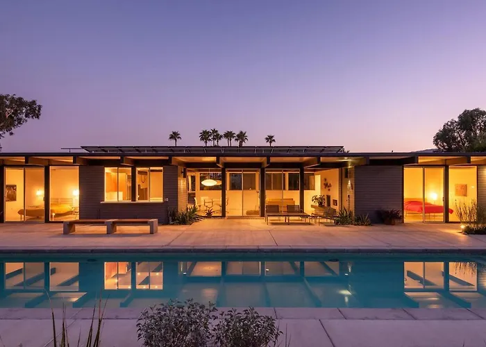 The Milky Way Modern Desert Retreat