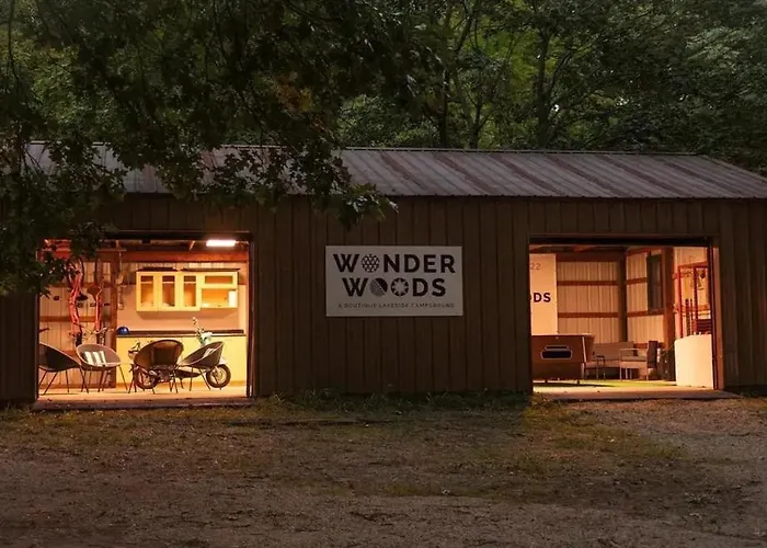Sister Lakes Glamping Cabin At Wonder Woods #4