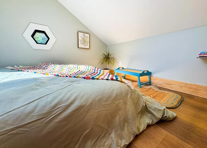Secluded Tiny Home In Exclusive Paris Mountain!