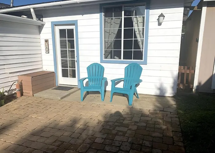Views Of Ocean And Iconic Morro Rock, Beach Cottage