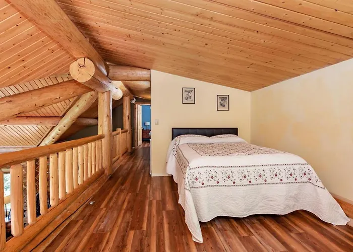 Log Home Stunning Views Hiking Fishing Paradise
